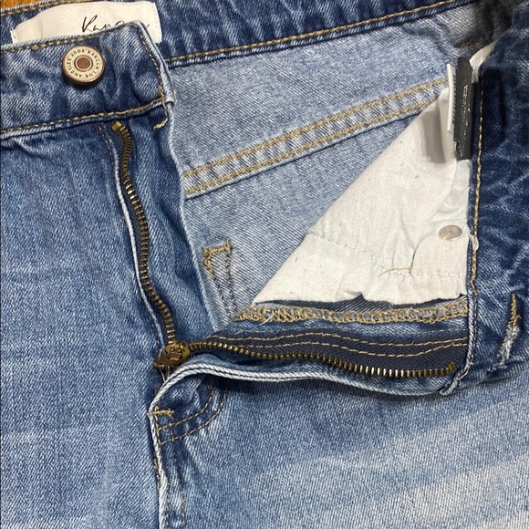 KanCan Distressed Denim Blue Shorts size medium - Picture 7 of 9